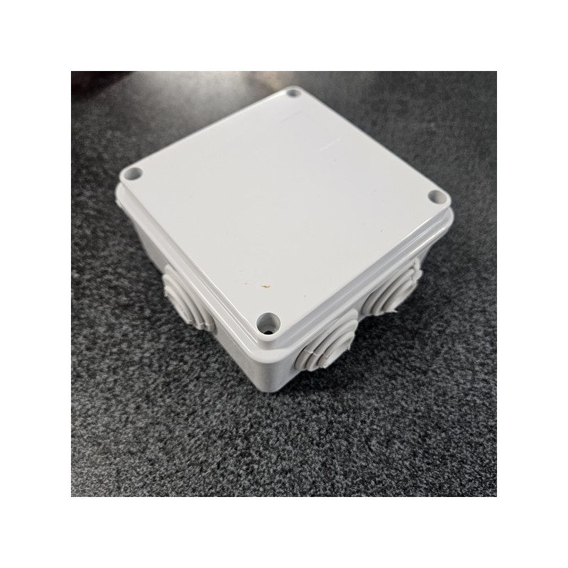 Cassetta di derivazione esterna con coperchio mm 100x100x50, IP54